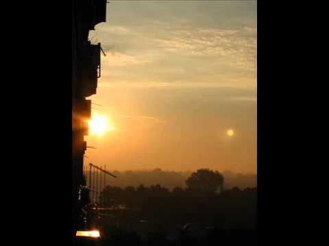 Seba & Paradox feat Kirsty Hawkshaw - The Light