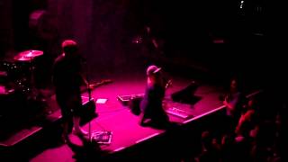 The Ting Tings - Silence (Live)