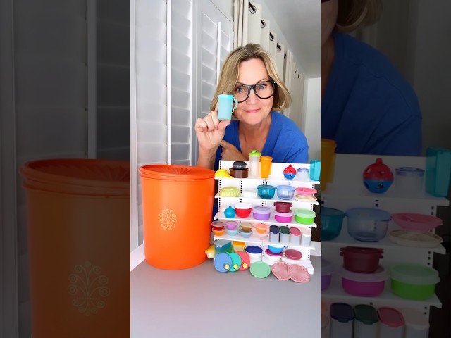 Vídeo relacionado con Tupperware Mini embudo Tiny Treasures - Utensilio de cocina, color morado oscuro