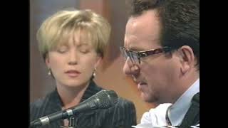 Elvis Costello - Shipbuilding (acoustic)