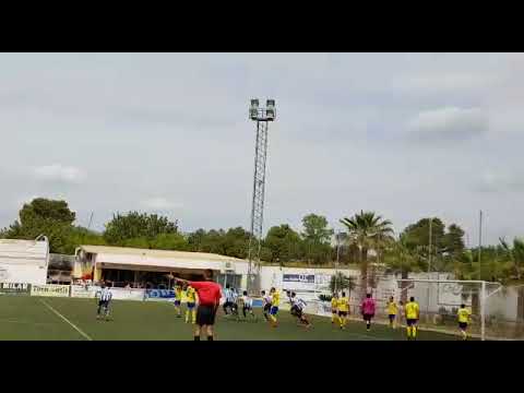 El Gol de la Victoria... 3 - 4 al C.D. Cheste "A"