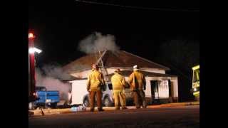 preview picture of video 'Overton House Fire'