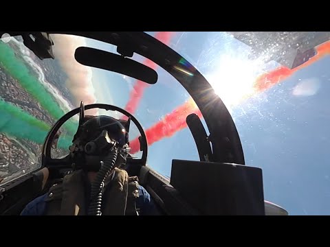 Il sorvolo delle Frecce Tricolori su Roma a 360°