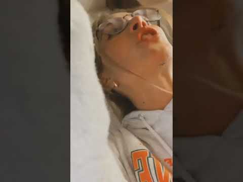 Greeicy y Mike Bahía Cantando Los Besos, Porque Sigues con El, Detente, Si Tu Amor No Vuelve