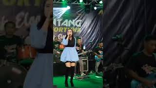 Download lagu yeni inka - BIAR KU GENDUT KUTETAP SUKA /story wa mp3