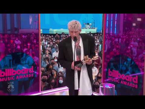 Machine Gun Kelly Wins Top Rock Artist - BBMAs 2021