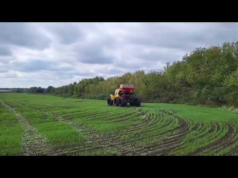 Розкидач мінеральних добрив самохідний РМД Капелька-У