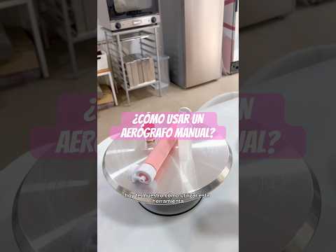 How to Use a Manual Airbrush: Pastry and Cake Decorating