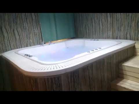 Orion Acrylic Jacuzzi Spa Bathtub