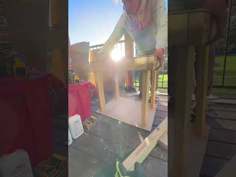 Building a shelter for stray cats #cat #straycat #catshelter