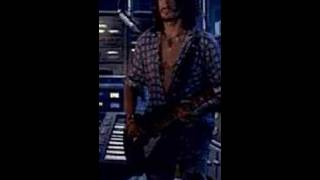 Aerosmith - Walk On Water (Quest for Fame)