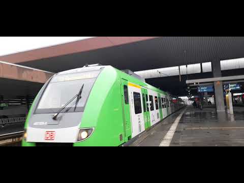 Ausfahrt der S1 Richtung Ausfahrt der S1 Richtung Dortmund Hbf am Düsseldorfer Hbf mit Makro