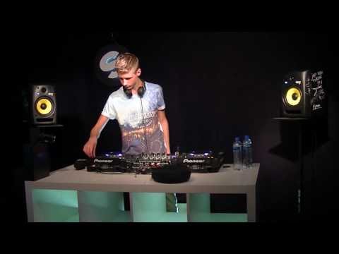 Arbores Radio Live Set at Spinnin' Records HQ