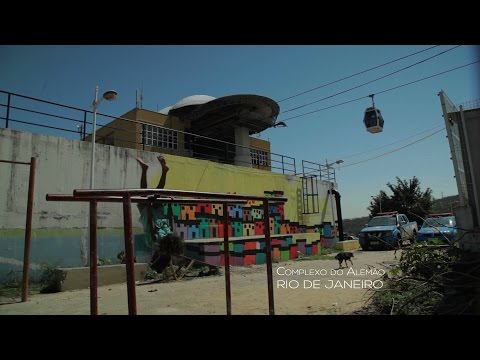 Favela Art - The color of "favela"