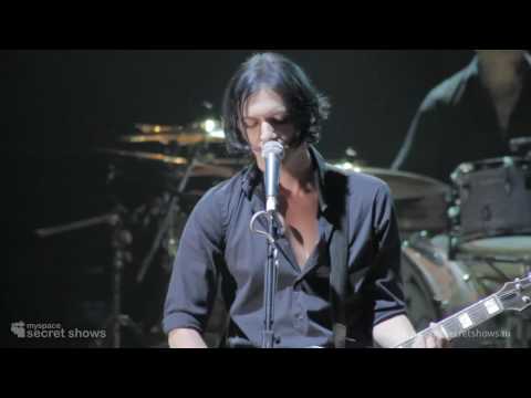 Placebo performing Blind