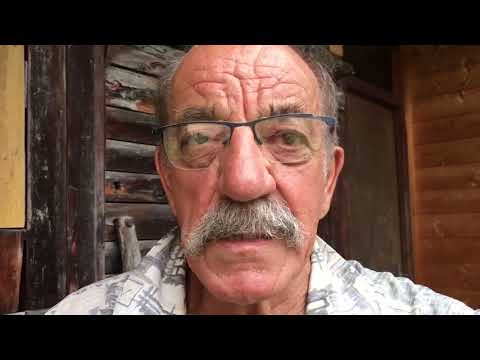 LA PLACE DU VILLAGE:"J'ai vu le loup à 2 mètres !" Le 22 août 2017