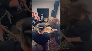 Of course we added a breakdown to “Burst”🤘 #anthrax #metal #cover