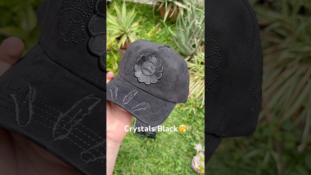 INNEDIT “Crystals Black”😮‍💨 Caja, cubre polvo, ya cuenta con chip NFC.   Ig: 23heat_kicks23