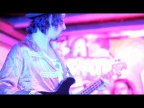 The Deckchairs @ Beats in the Basement 2011 [clip3]