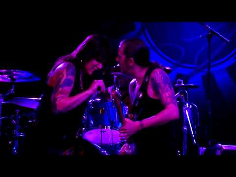 Beth Hart - Caught out in the Rain LIVE @ Batschkapp Frankfurt 11-12-13