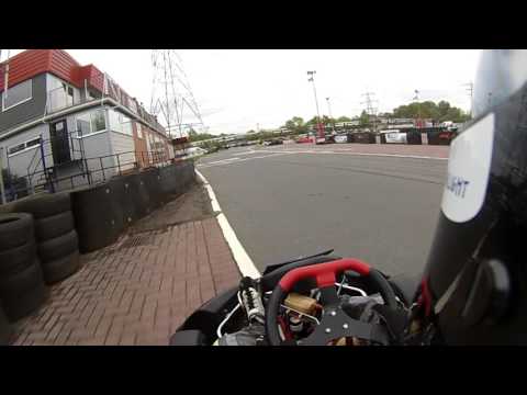 Club100 - Quadrant Rye House Race 2