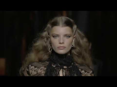 Fendi spring summer 2022 fashion show