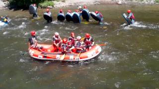 preview picture of video 'Rafting a Llavorsi (Lleida)'