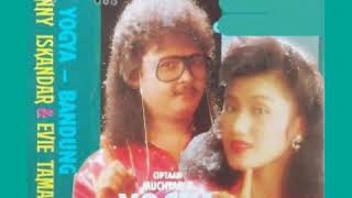 Download lagu Evie Tamala & Jhonny Iskandar ~ Yogya - Bandung { Album Yogya - Bandung 1991 } mp3 Download lagu Evie Tamala & Jhonny Iskandar ~ Yogya - Bandung { Album Yogya - Bandung 1991 } mp3