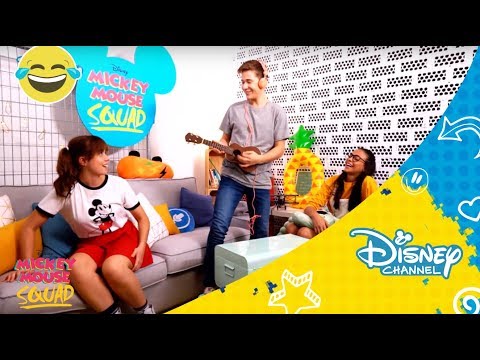 Mickey Mouse Squad - Imitando... | Disney Channel Oficial
