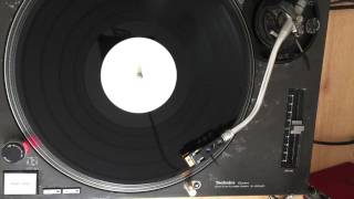 Tastexperience ‎– Highlander (Original Mix) [Black Hole White Label BLH 137-5]