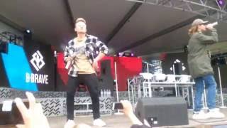 B-Brave - Door Rood - Walibi Out Of Control