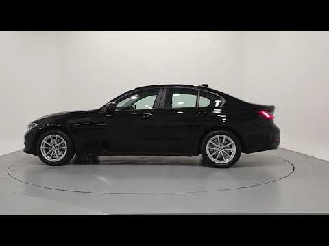 BMW 3-Series 320i SE Saloon - Image 2