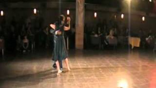 elina roldan and pibe sarandi milonga exhibition 2 at la viruta