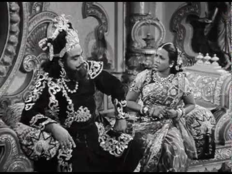 Vedhala Ulagam - Mahalingam rescues his dad