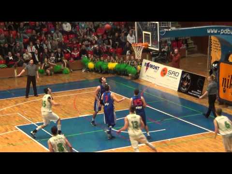 Zostrih zápasu BC Prievidza - BK Edymax SPU Nitra 18.1.2014