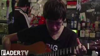 Morning Benders, &quot;Wet Cement&quot; Live - Open Bar (Episode 47)