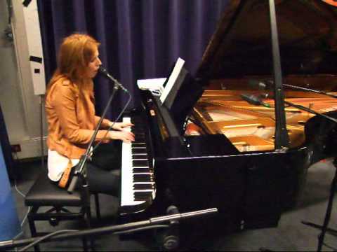 Elske Dewall - Bridge over troubled water