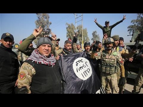 Iraqi Forces Wrestle Back Mosul Airport, Military Base