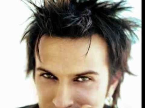 TARKAN 2010-SEVDANIN SON VURUSU { blauwolke07 }
