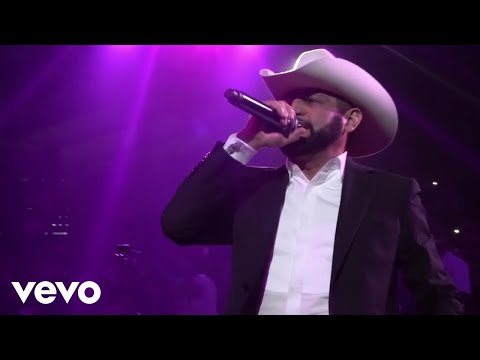 Pancho Barraza - No Llores Mis Recuerdos (En Vivo)