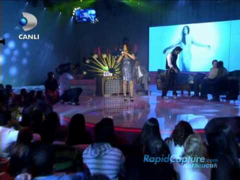 Ebru Yasar Duet Ismail.Yk Seviyorum Seni-Beyaz Show