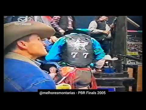 🇧🇷 Rogério Ferreira dos Santos x Mossy Oak Mudslinger - PBR Finals 2005  #rodeio #rodeo #pbr