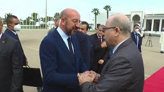 الوزير الأول يودع رئيس المجلس الأوروبي لدى مغادرته الجزائر
