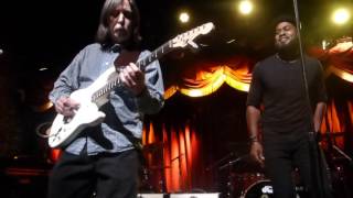 "Stand Back" - LES BRERS