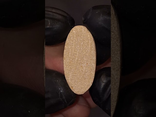 حجر اكاسيد منغنيز شجري طبيعي