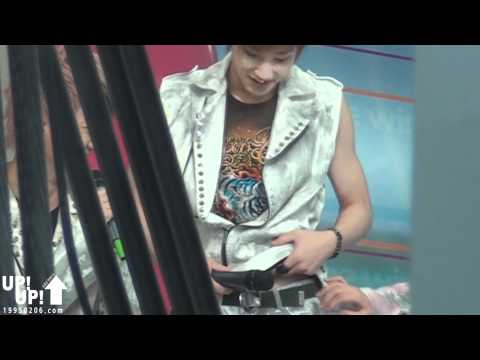 [UP! UP!] 120531 : Mnet WIDE open studio  그 어떤 말로도 널 형용할 수 없어! 문종업!