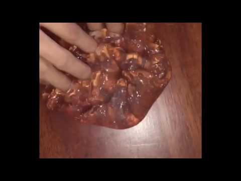 HUR SLIME LÅTER NÄR MAN LEKER MED DEN