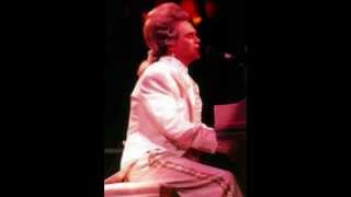 21. Cold As Christmas (In The Middle of the Year) (Elton John - Live in Sydney 12/14/1986)