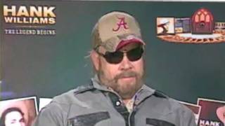 Hank Williams Jr. Comments Prompt ESPN to Drop Song; Fox News Analogy Matches Obama with Hitler