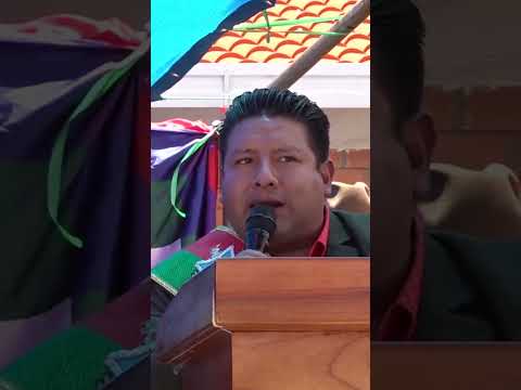 Firmam estructura de financiamiento para el proyecto Mejoramiento Carretero Ayo Ayo-Sullcavi